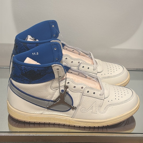 NWT Jordan Air Ship PE SP - Picture 3 of 9